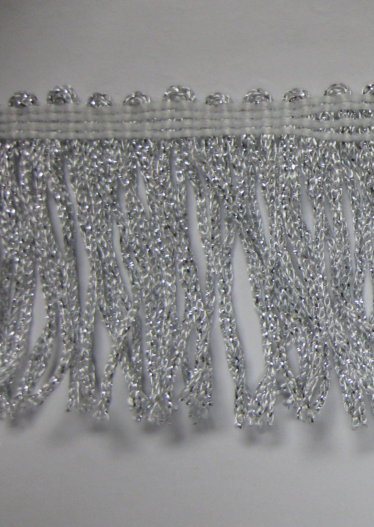 METALLIC FRINGE 2' METALLIC FRINGE 2'