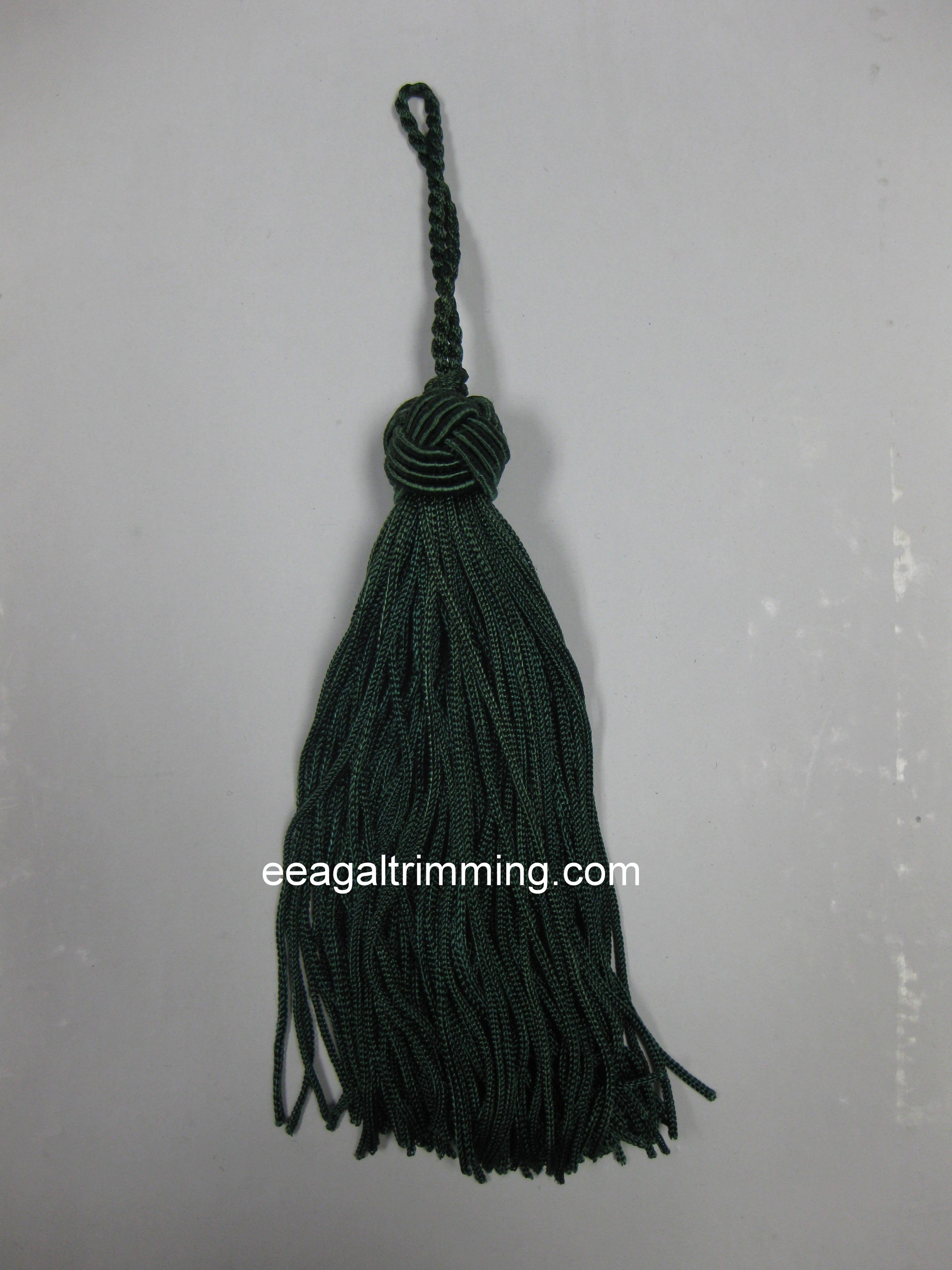 SMALL TASSEL