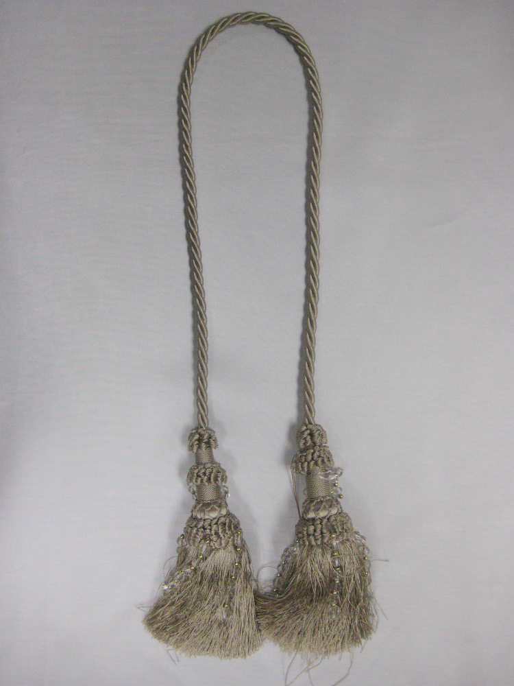 TASSEL KAKY