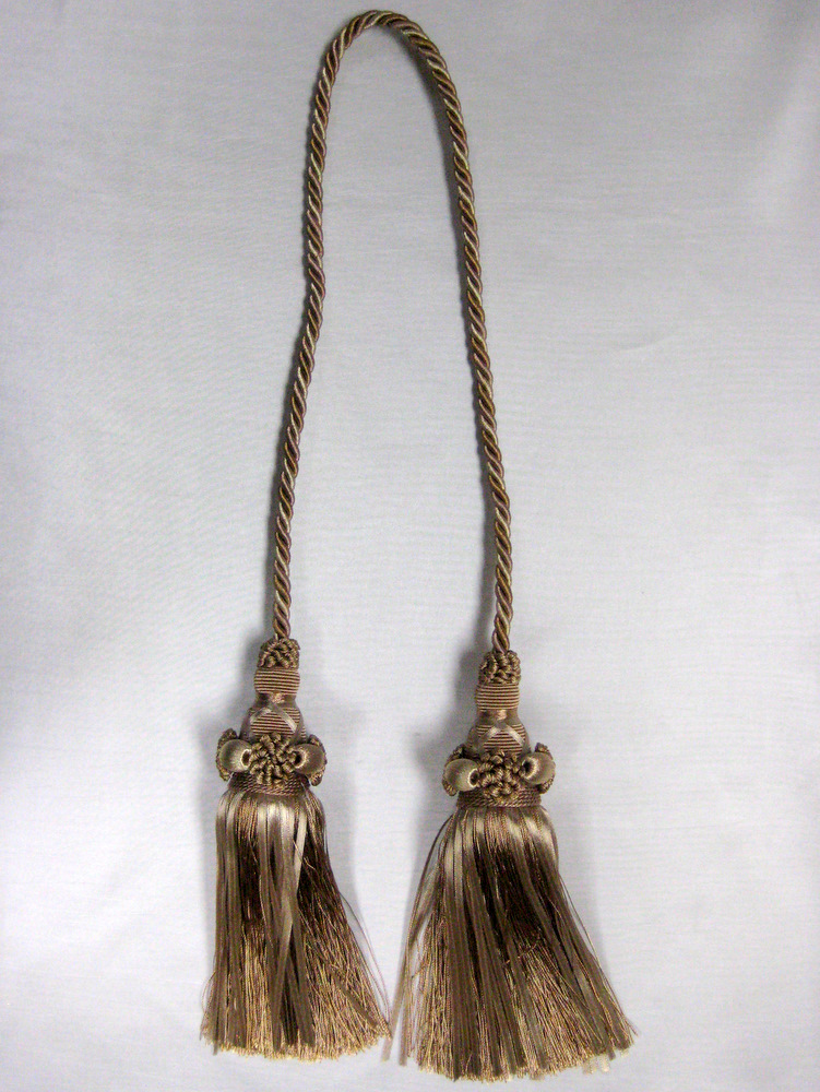 TASSEL MULI GOLD