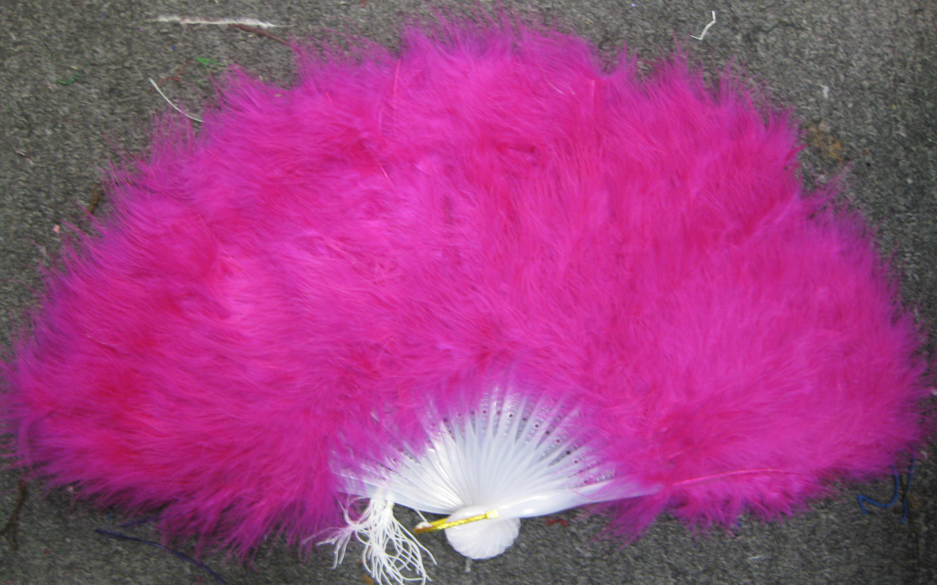 MARABOU FAN MARABOU FAN