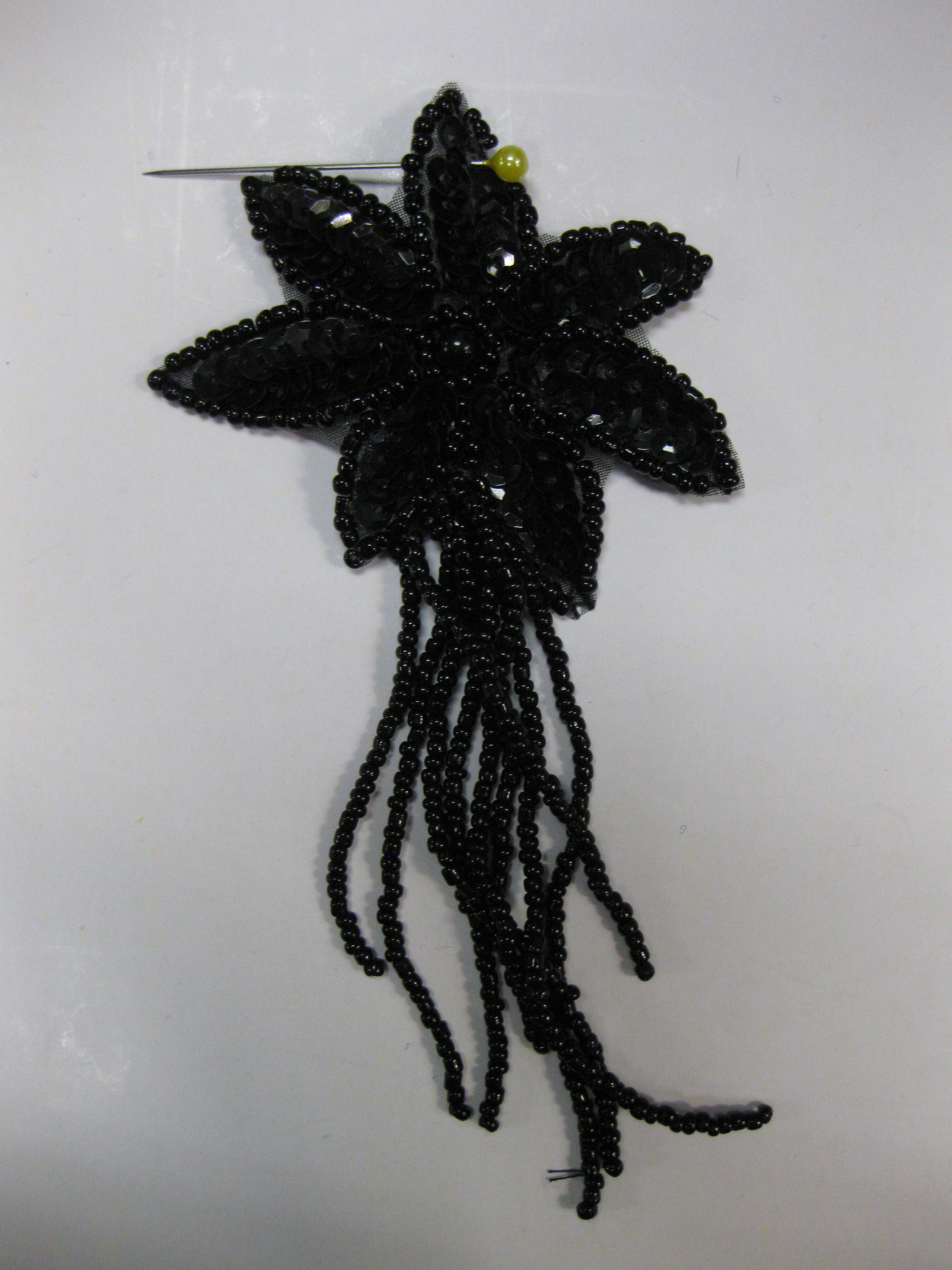 FLOWER APPLIQUE FLOWER APPLIQUE
